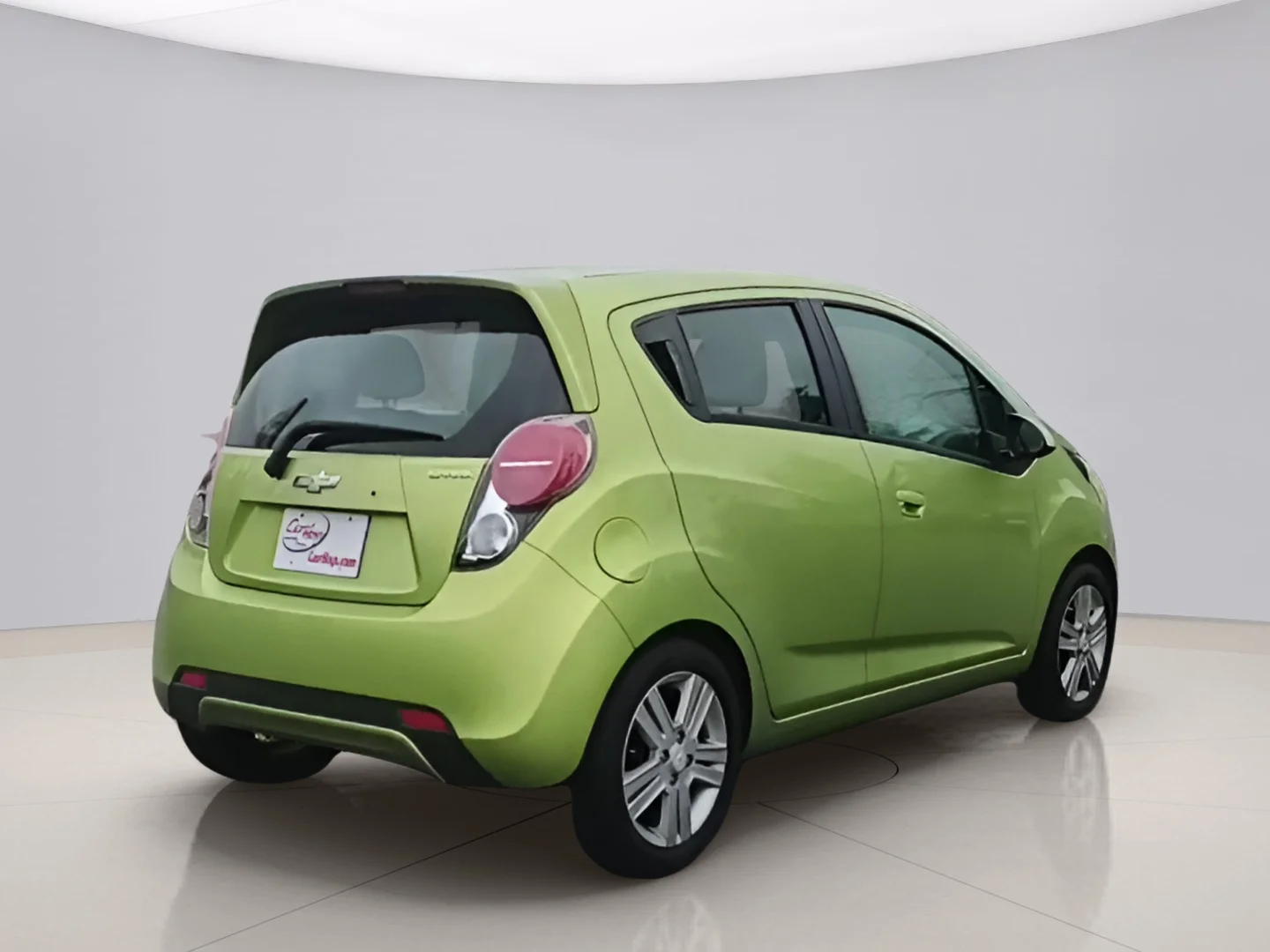 Used 2013 Green Chevrolet LS image 5