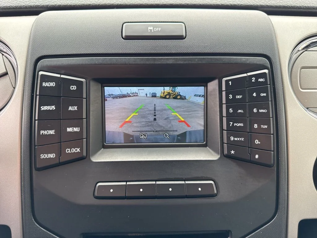 Used 2014 Ingot Silver Metallic Ford XLT image 39