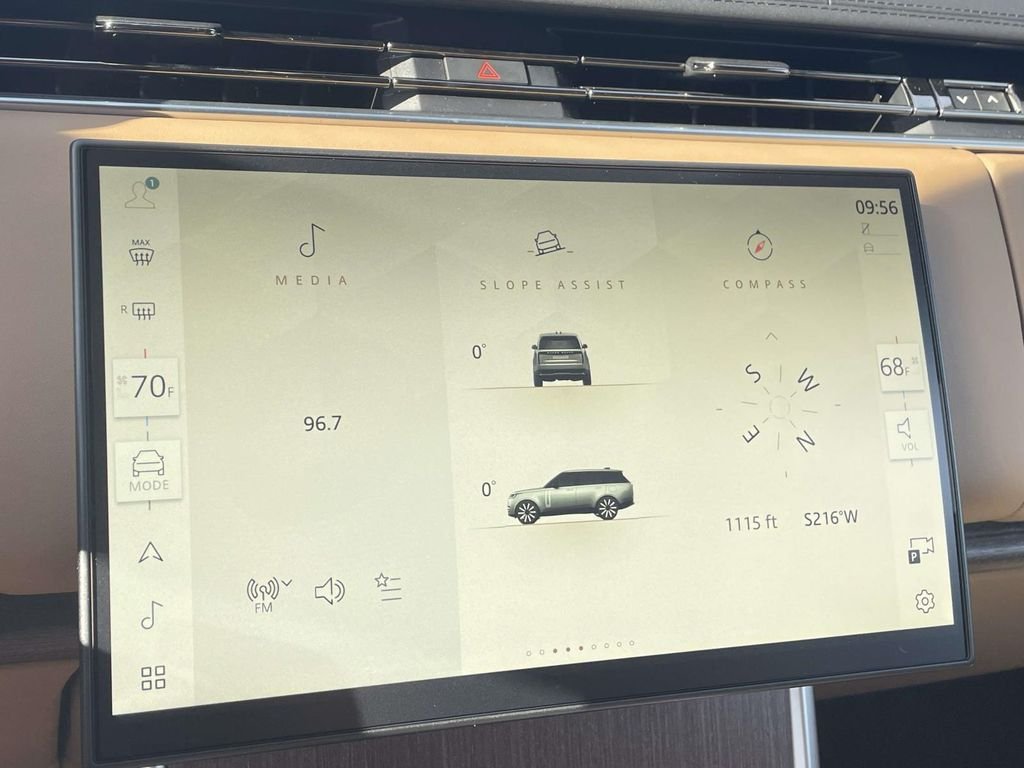 New 2026 Carpathian Grey Land Rover SE image 25