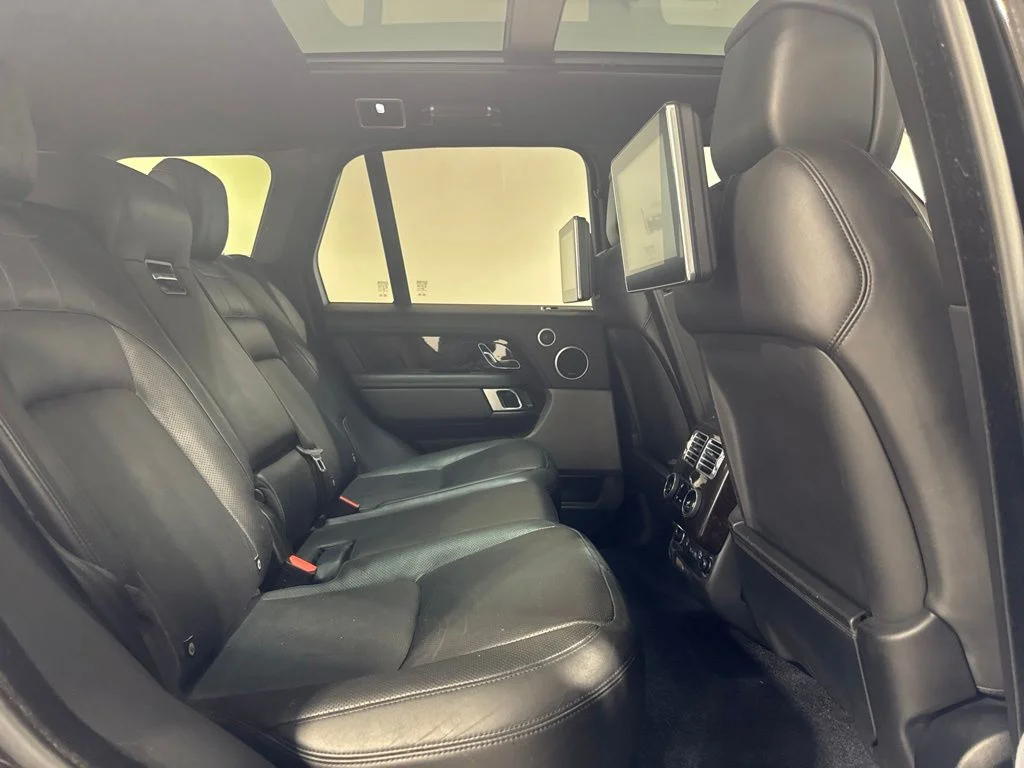 Used 2018 Santorini Black Metallic Land Rover 3.0L V6 Supercharged HSE image 25