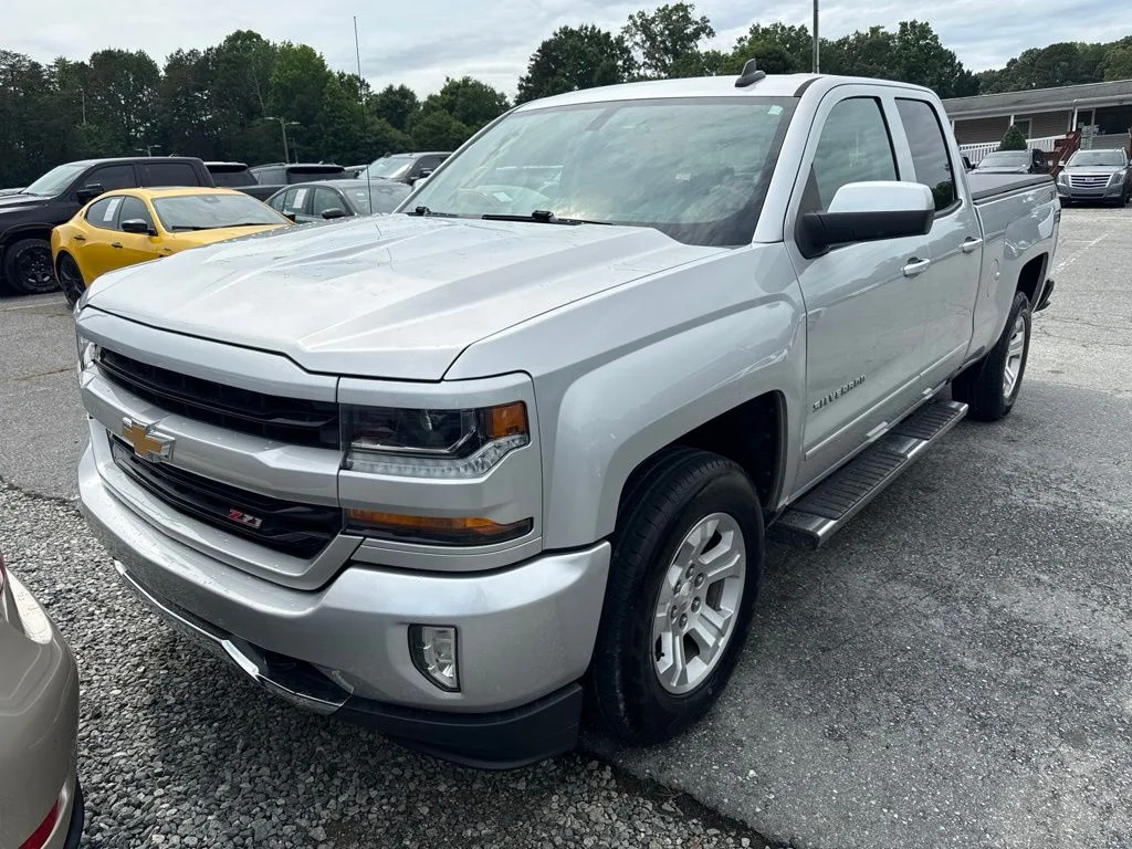 Used 2019 Silver Chevrolet LT image 1