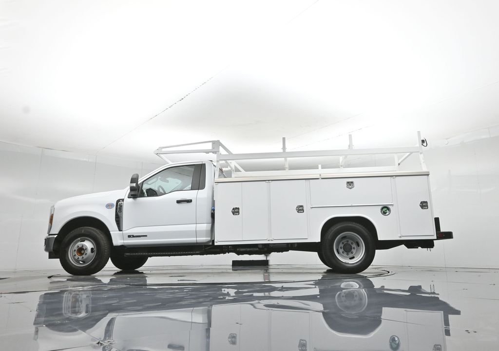 New 2025 Oxford White Ford XL image 57