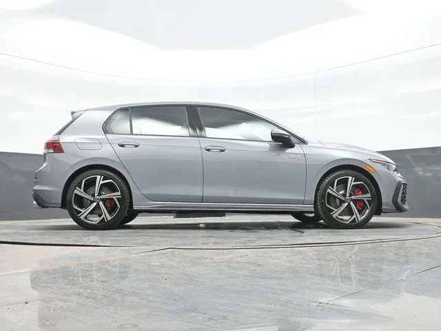 2026 Volkswagen Golf GTI SE - Photo 24