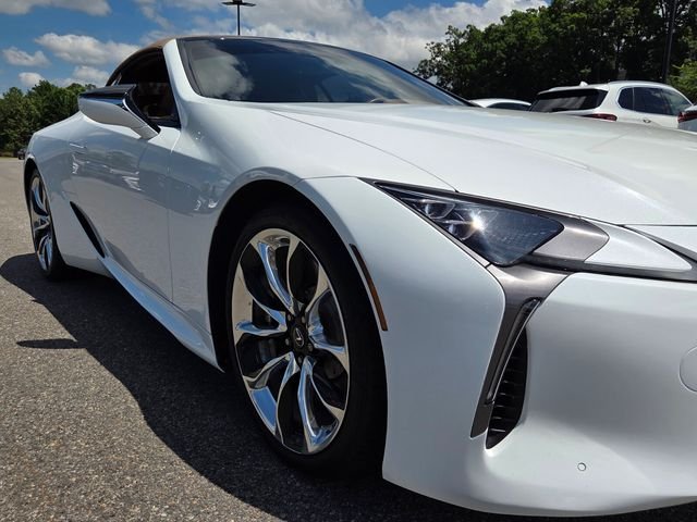 Certified Used 2022 ULTRA WHITE Lexus 500 image 19