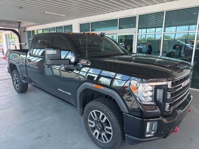 2023 GMC Sierra 4WD Crew Cab Standard Box AT4's photo