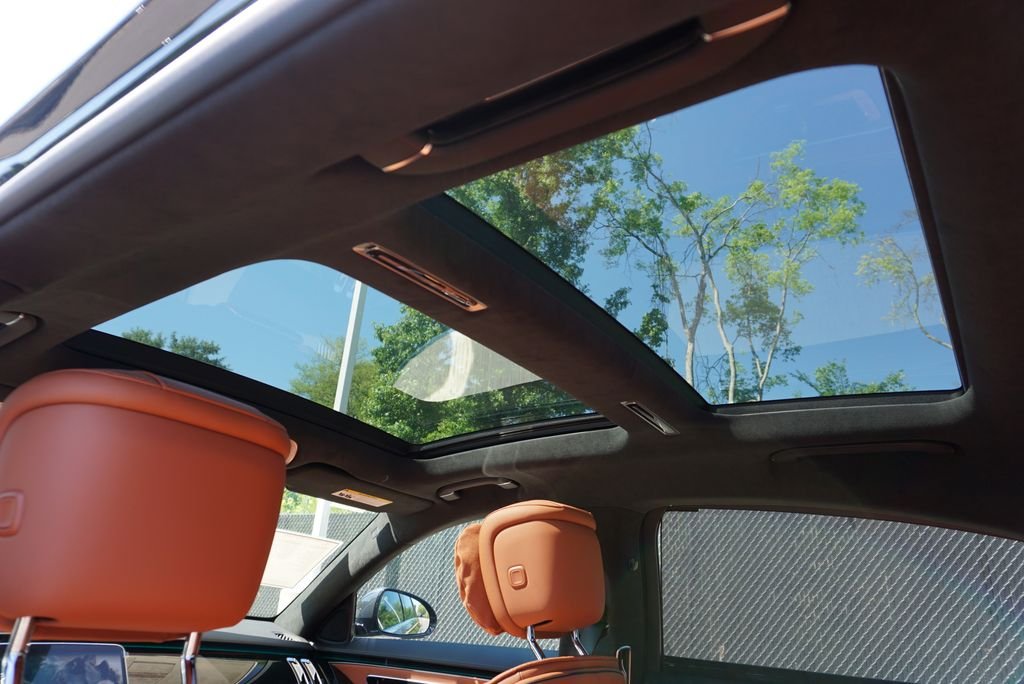 New 2026 Graphite Grey Metallic Mercedes-Benz S 580 image 16