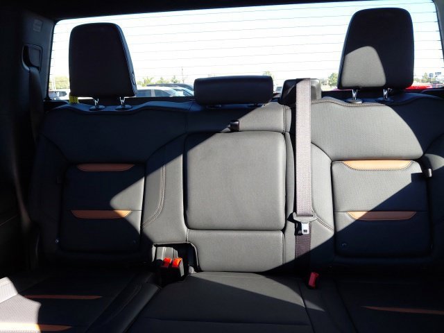 Used 2026 Titanium Rush Metallic GMC AT4 image 27