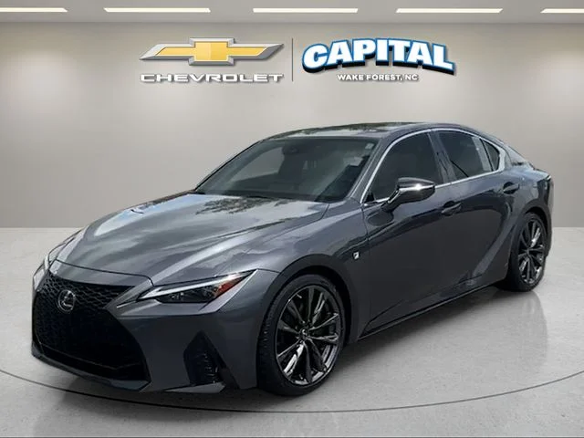 2022 Lexus IS