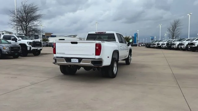 New 2026 Summit White Chevrolet LT DRW image 8