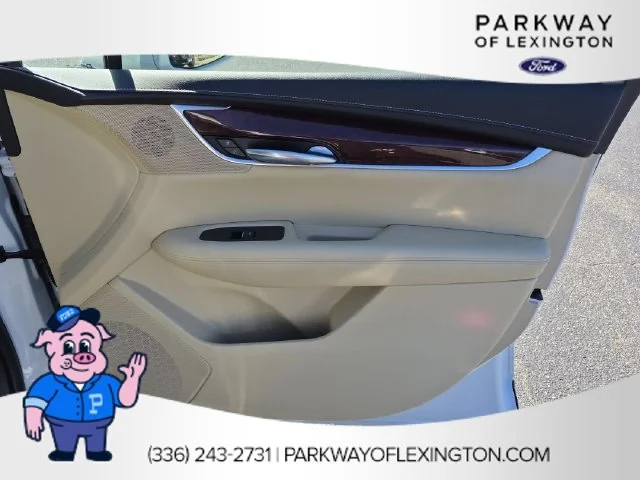 Used 2019 White Cadillac Premium Luxury image 34