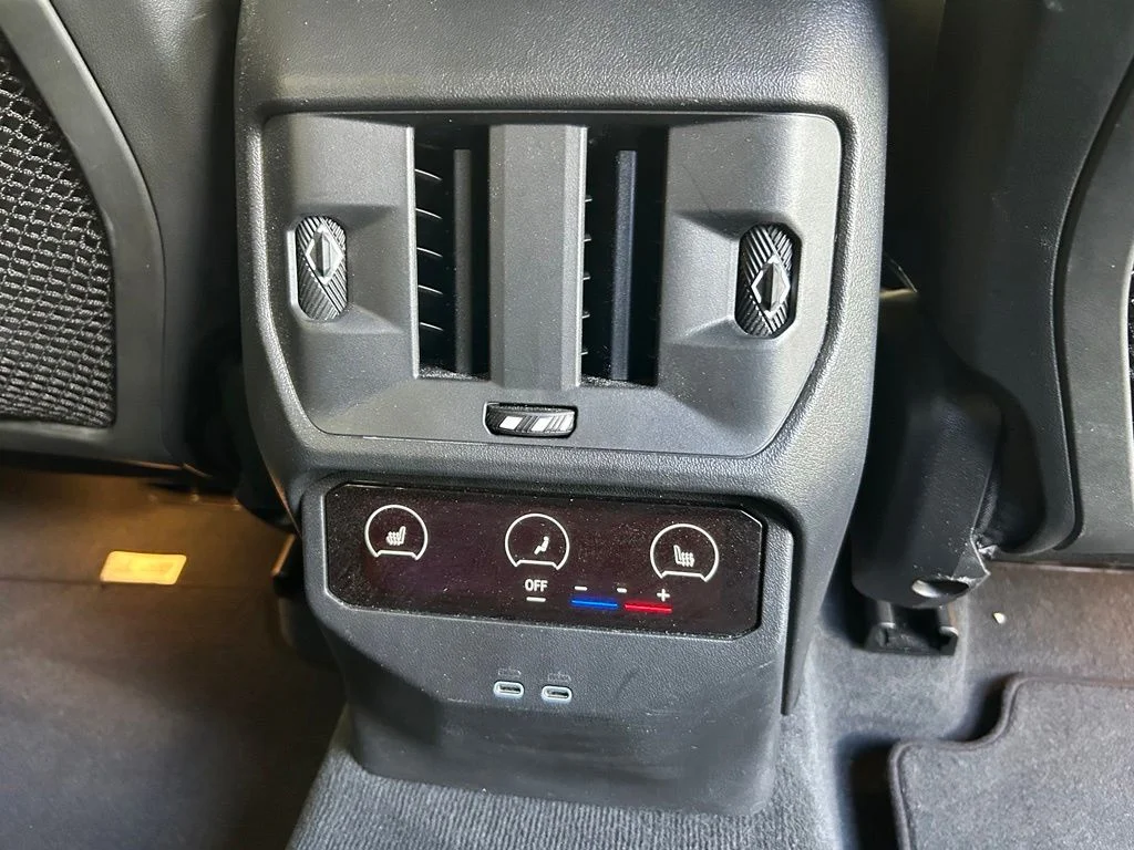 Used 2026 Gray BMW M50 xDrive image 31