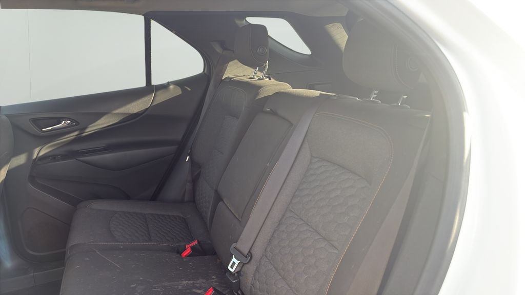 Used 2018 White Chevrolet LT image 11