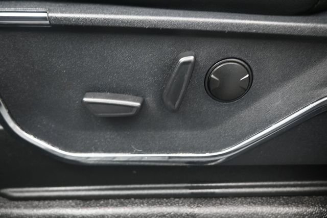 Used 2024 White Ford Lariat image 32