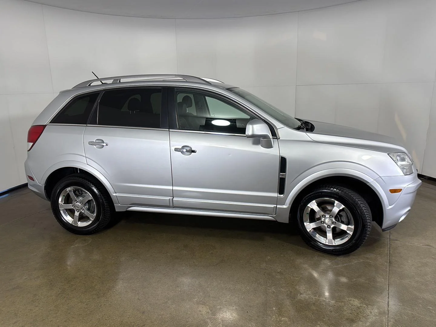 Used 2012 Silver Ice Metallic Chevrolet LTZ image 9