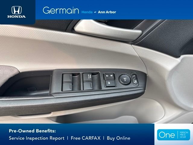 Used 2012 Alabaster Silver Metallic Honda LX image 18