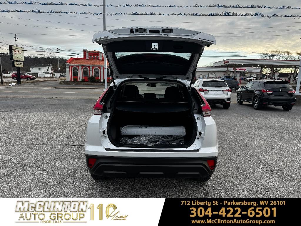 2026 Mitsubishi Eclipse Cross LE - Photo 9