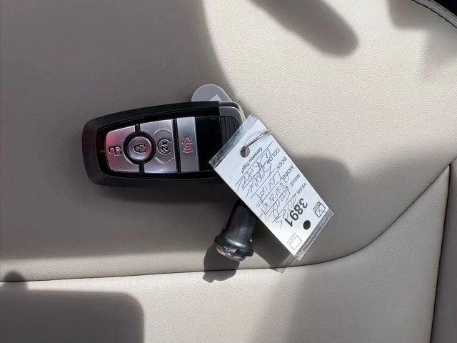 New 2025 White Ford Lariat image 6