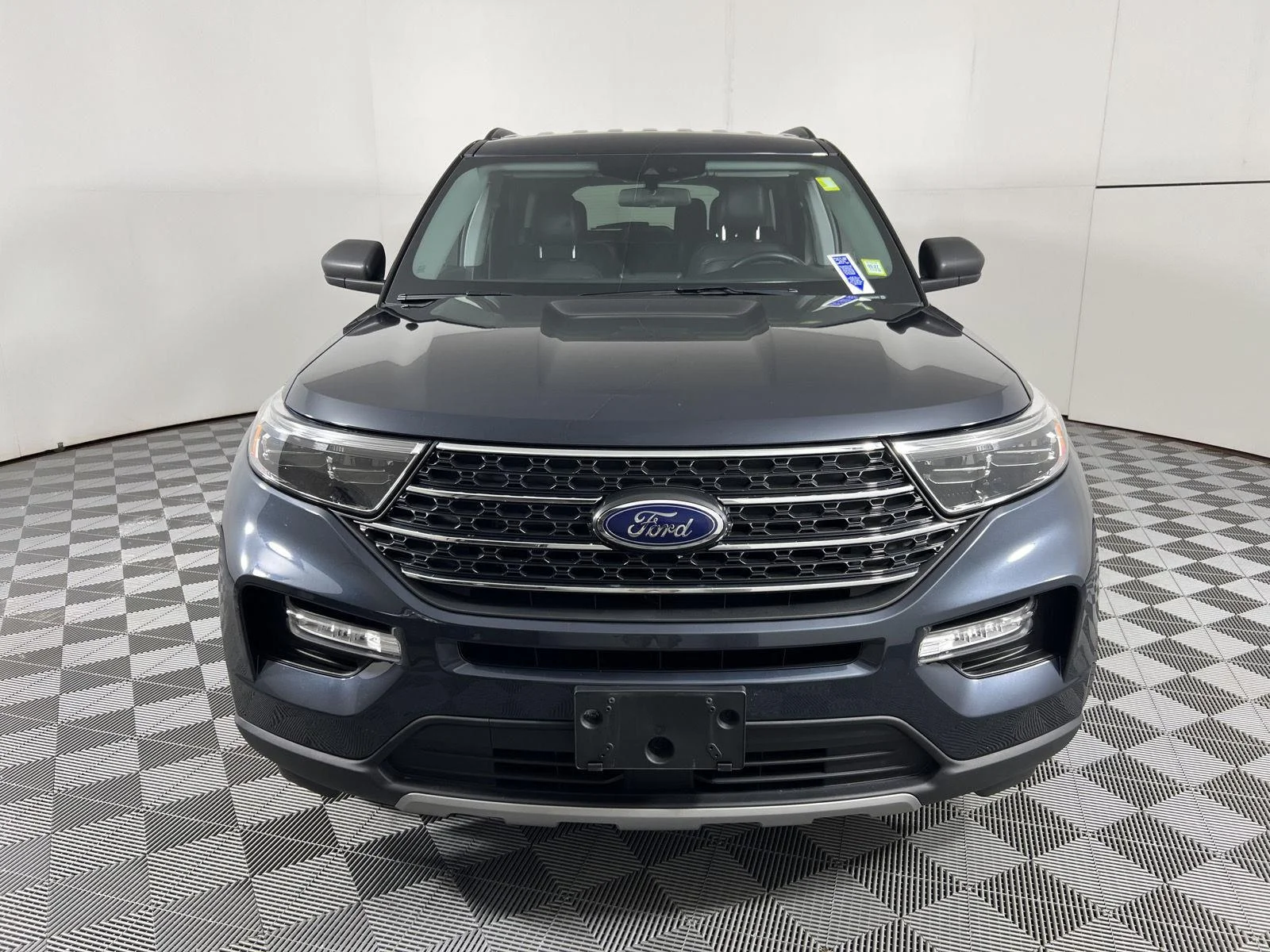 Used 2022 Stone Blue Ford XLT image 5