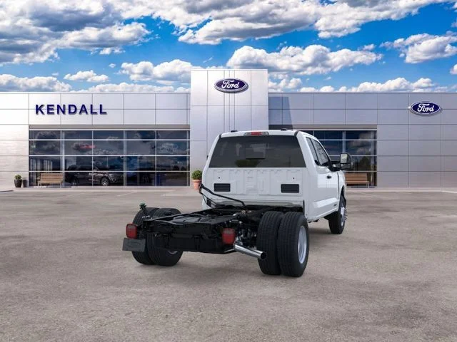 2025 Ford F-350 Super Duty Chassis Cab XL - Photo 8