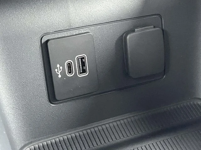 New 2026 Vapor Blue Metallic Ford Active image 23