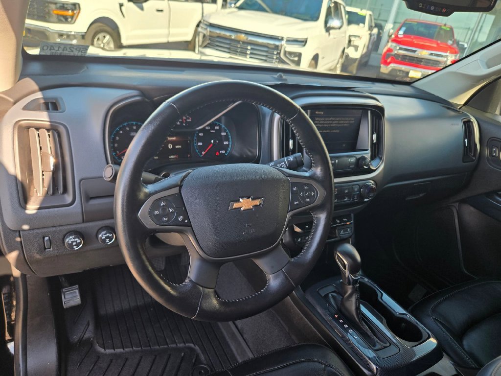 Used 2022 Black Chevrolet Z71 image 6