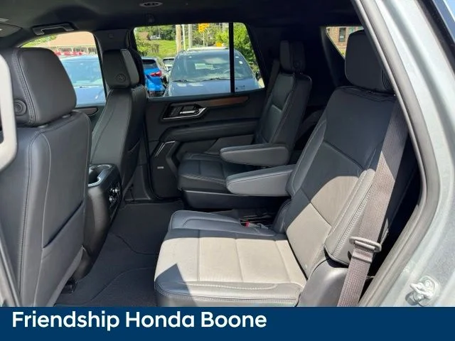 Used 2025 Silver GMC Denali image 35