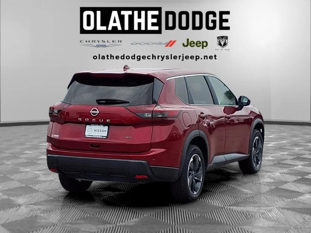 Used 2025 Red Nissan SV image 29