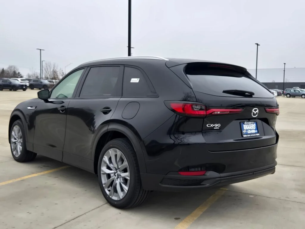 2026 Mazda CX-90 Preferred Package - Photo 14