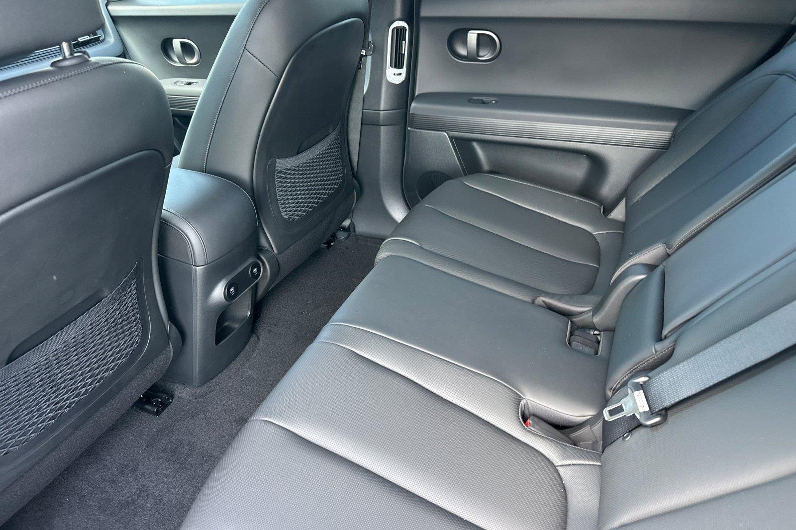 New 2026 Cyber Gray Hyundai SEL image 41