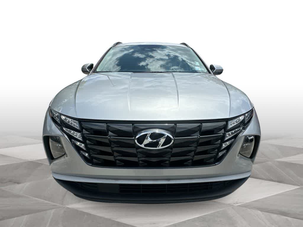 Used 2023 Shimmering Silver Hyundai SEL image 3
