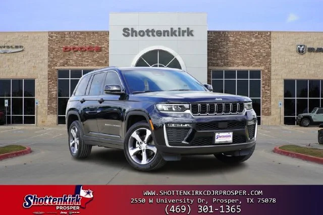 New 2026 Diamond Black Crystal Pearl-Coat Exterior Paint Jeep Limited image 1