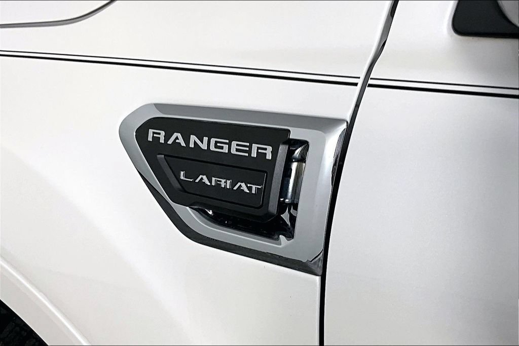 Used 2019 White Ford LARIAT image 24