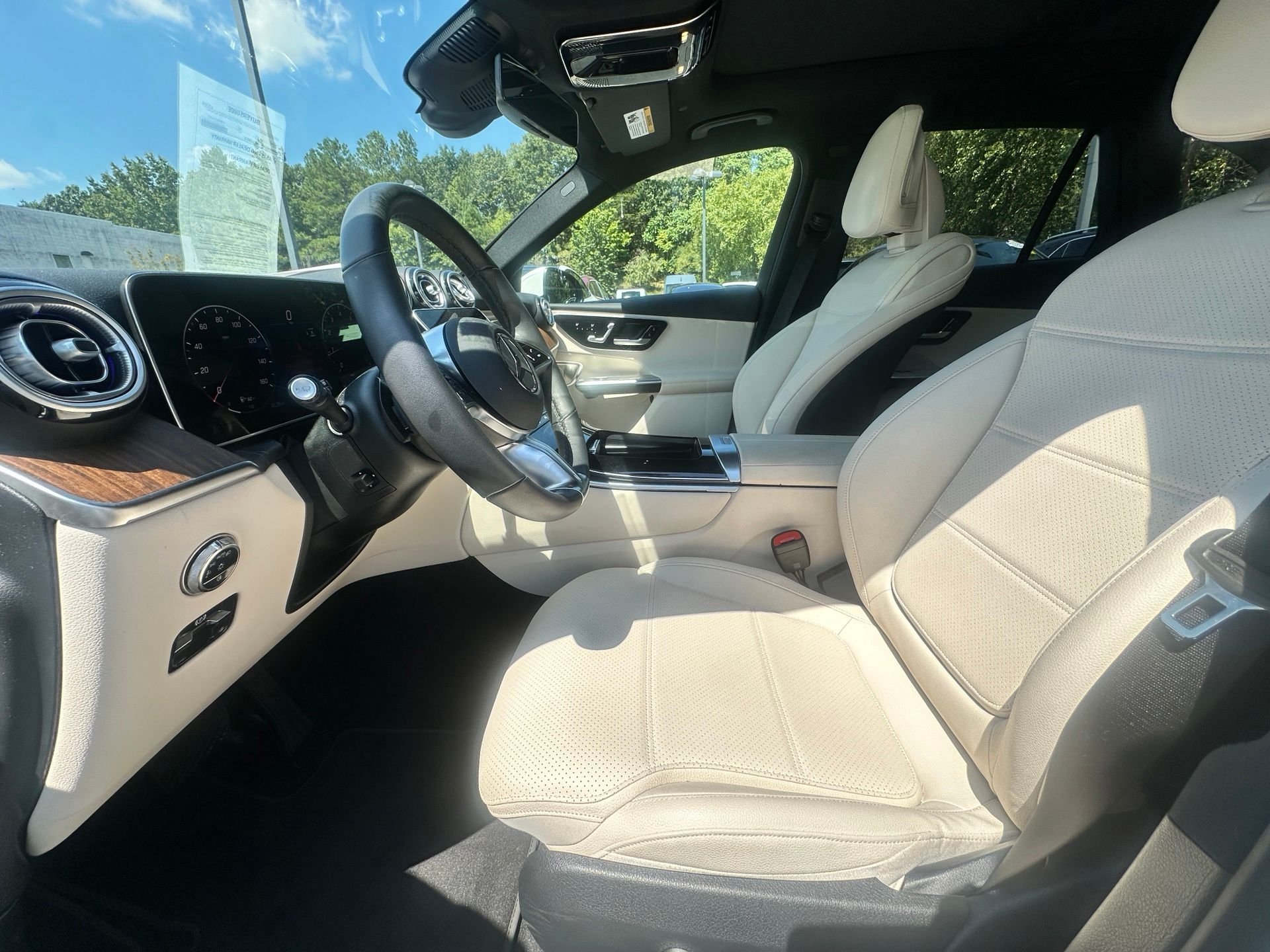 2026 Mercedes-Benz GLC Base - Photo 8