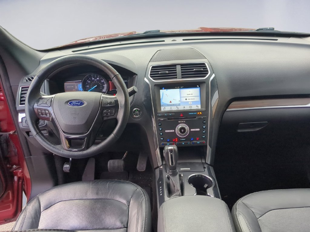 Used 2018 Red Ford Limited image 14