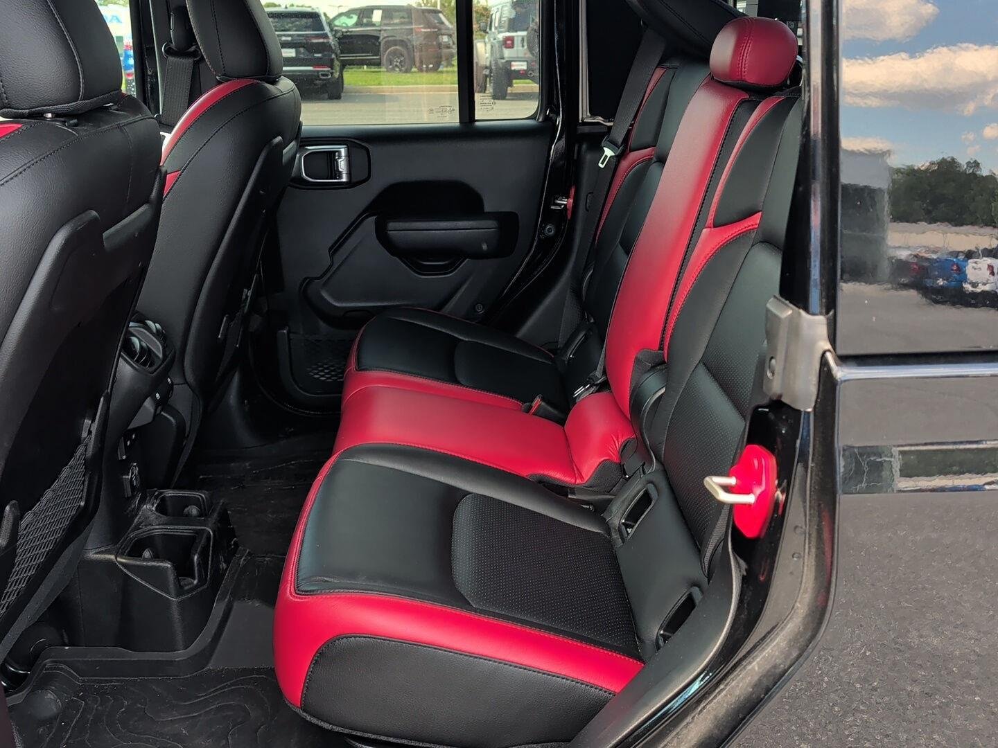 Used 2024 Black Clearcoat Jeep Rubicon image 16