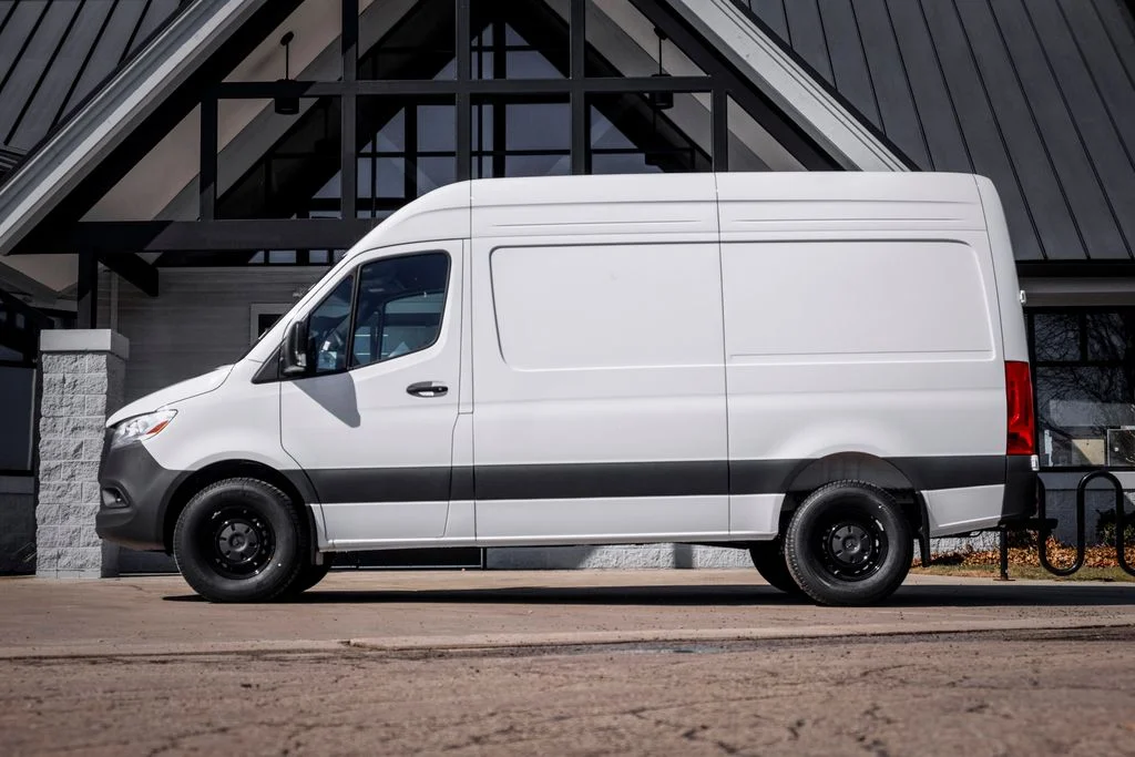 Used 2026 Arctic White Mercedes-Benz Cargo 144 WB image 3