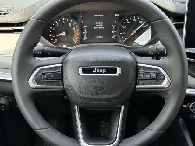 Used 2025 Black Jeep Limited image 9
