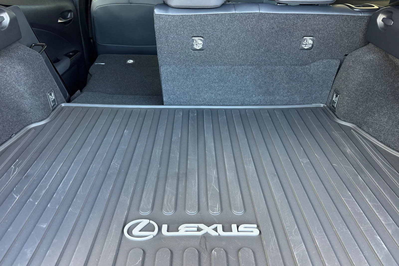 Used 2025 Red Line Lexus 300h Premium image 12