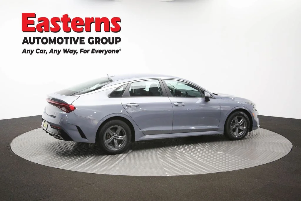 Used 2021 Silver Kia LXS image 41