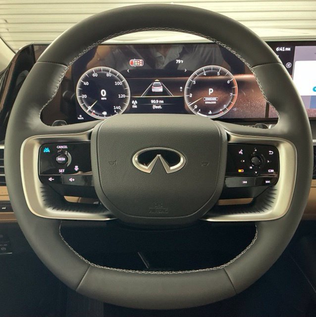 New 2027 White INFINITI LUXE image 14