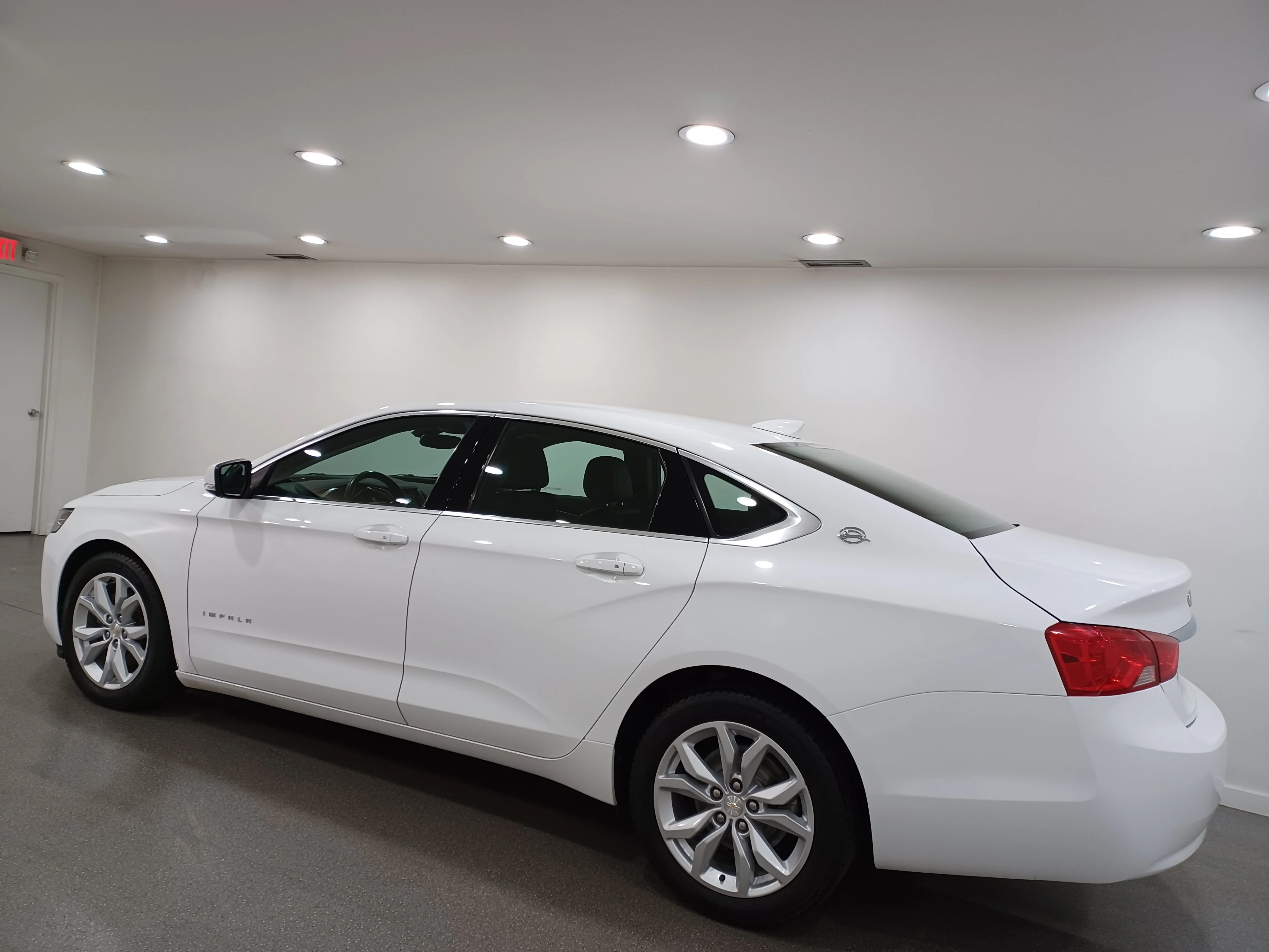 Used 2019 Summit White Chevrolet 1LT*Great First Car! | Remote Start | Premium Power Seats | CarPlay | Park Assist image 7