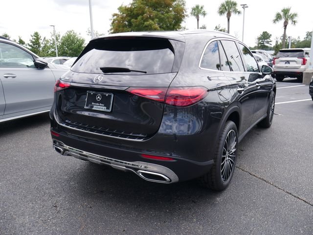 New 2027 Graphite Grey Metallic Mercedes-Benz GLC 300 image 4