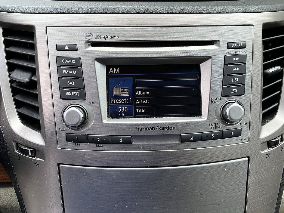 Used 2013 Caramel Bronze Pearl Subaru 2.5i Limited image 17
