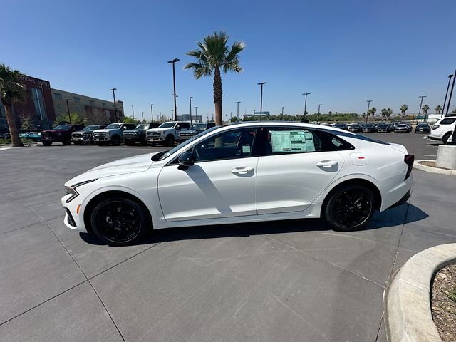 Used 2026 Snow White Pearl Kia GT-Line image 4