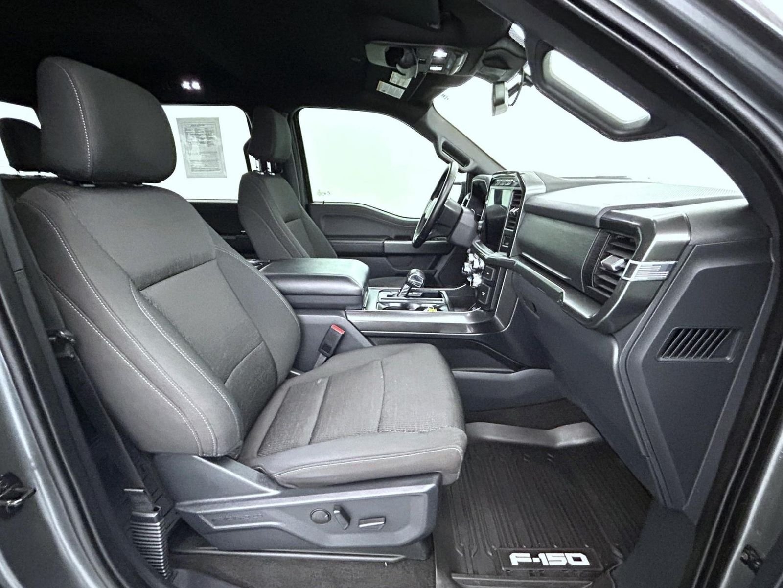 Used 2023 Gray Ford XLT image 15
