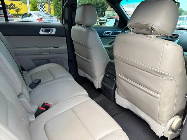 Used 2015 White Ford XLT image 26