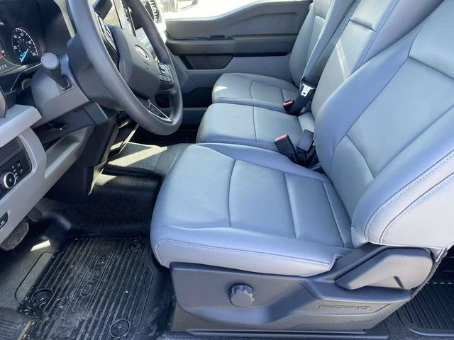 New 2026 Oxford White Ford XL image 12
