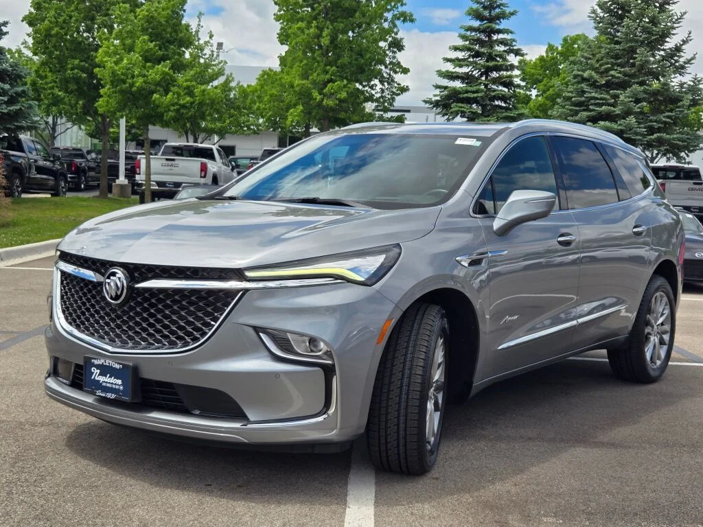 Used 2023 Gray Buick Avenir image 2