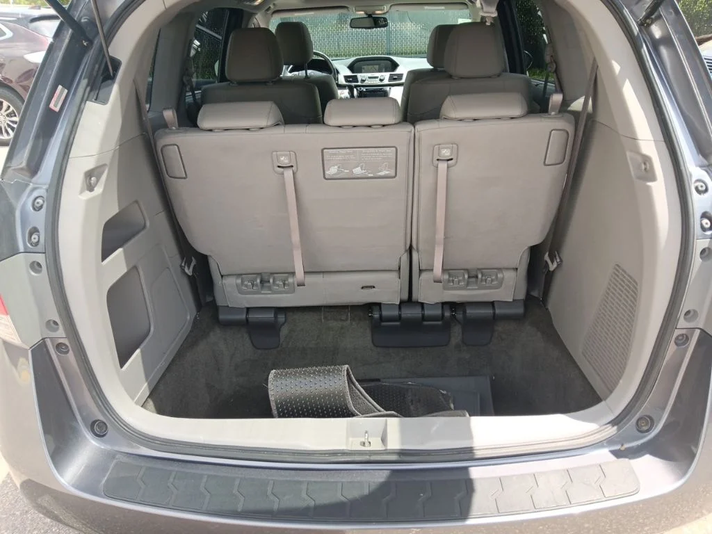 Used 2016 Modern Steel Metallic Honda EX-L image 36