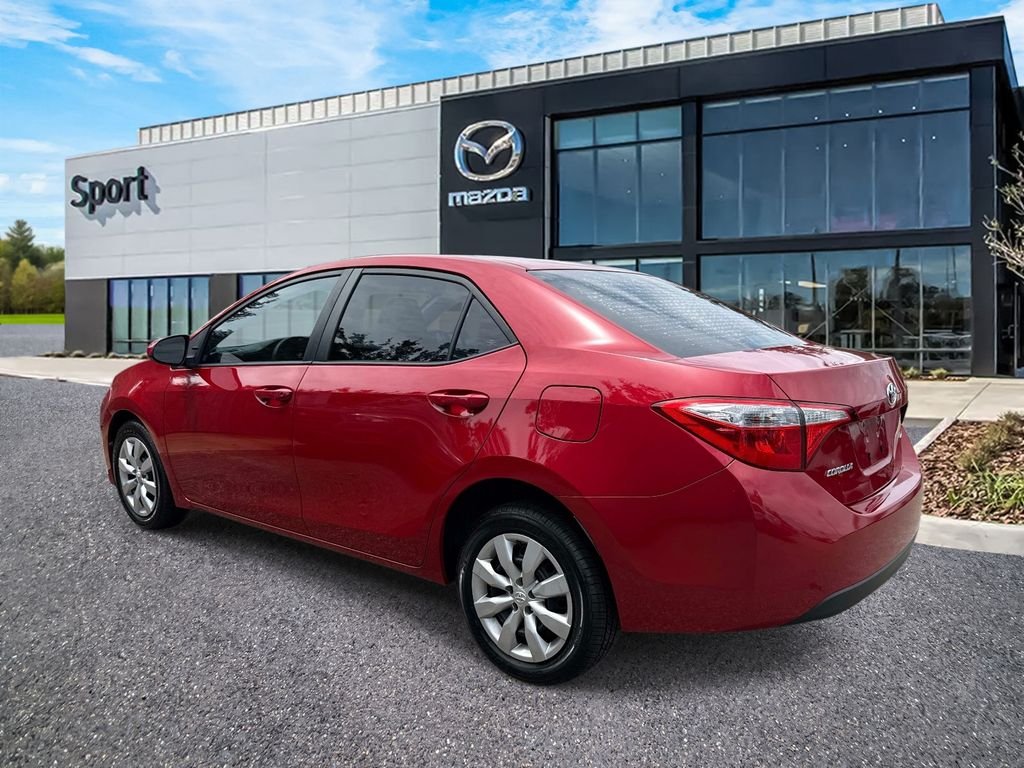 Used 2014 Red Toyota LE image 5